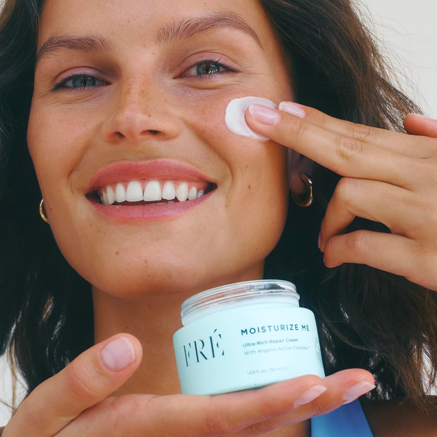 FR Ultra-Ric Repai Facia Crea Butter ric crea fo intens hydratio soothing Absorb instantly n greas finish Formulate wit prebiotics