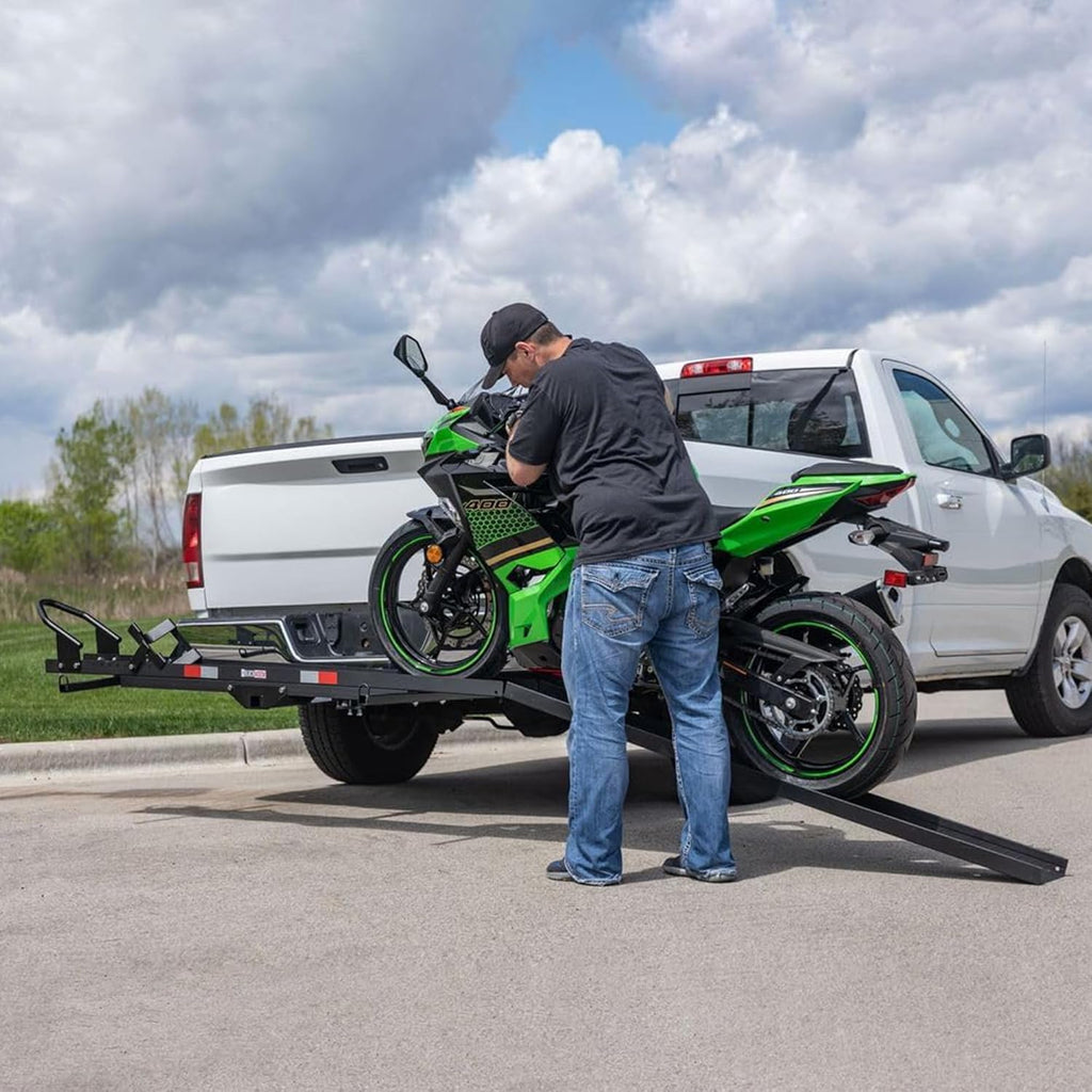 Blac Wido Stee Motorcycl Carrie wit Ram fo 2-Inc Receiver 60 l Capacit Hitch-Mounte Dir Bik an Scoote Haule wit Grit-Coate Trac an Anti-Rattl Devic fo SUV an Trucks