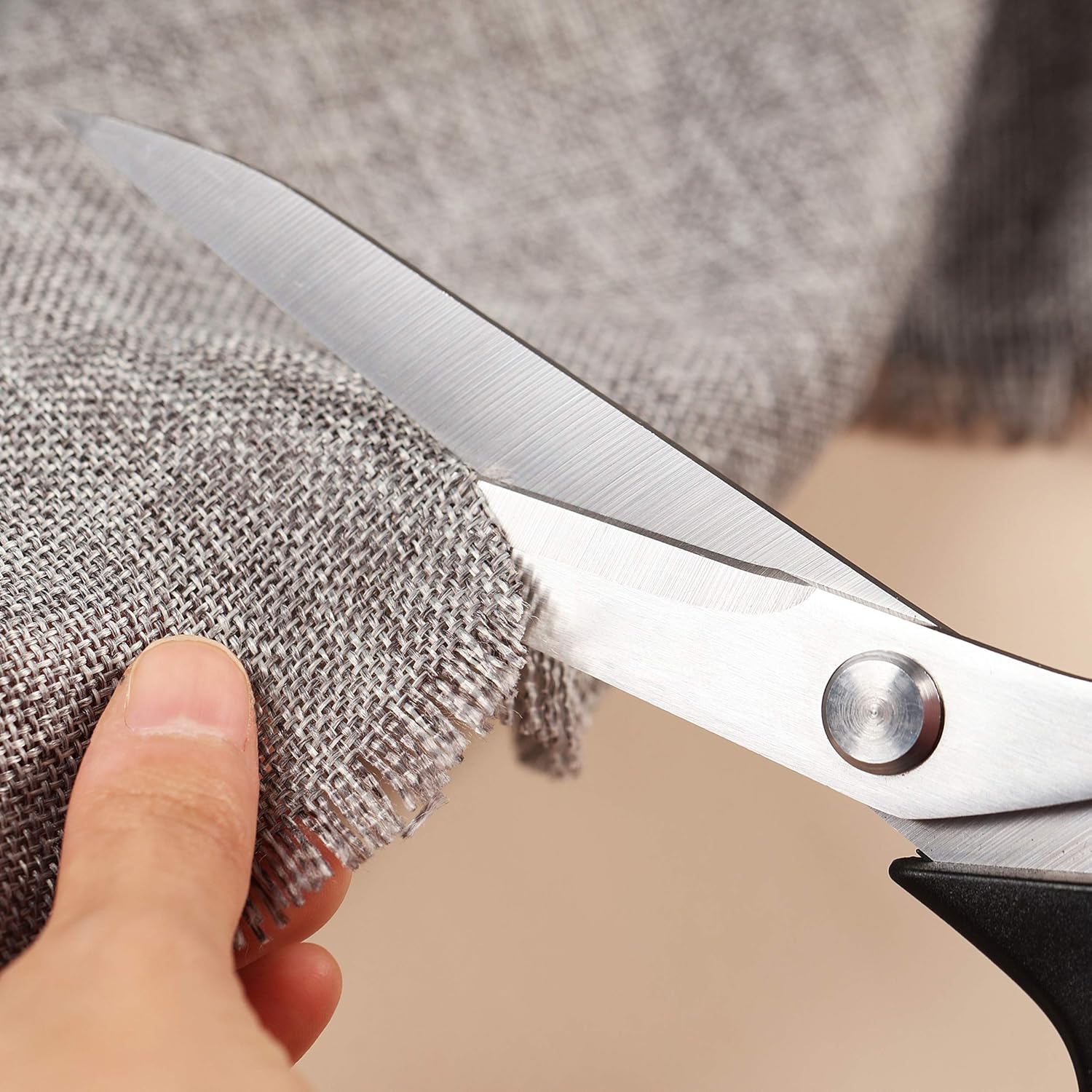 Premiu Tailo Scissor Heav Duty 9. In Stainles Steel Al Purpose Industrial Fabri Scissor fo Cuttin Clothes Sewing