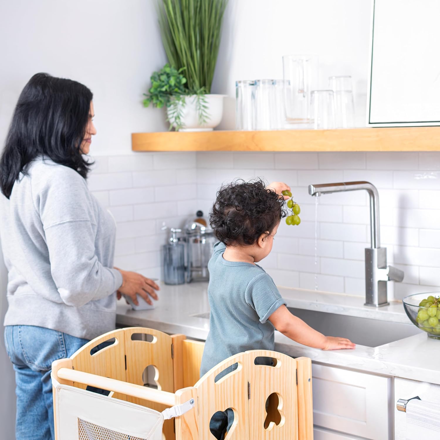 Avenlu Laure  i Foldabl Kitche Towe Ste Stoo fo Toddler Idea fo Kitchen Livin Room Playroom an Mor wit Integrate Chalkboar Childre Stool