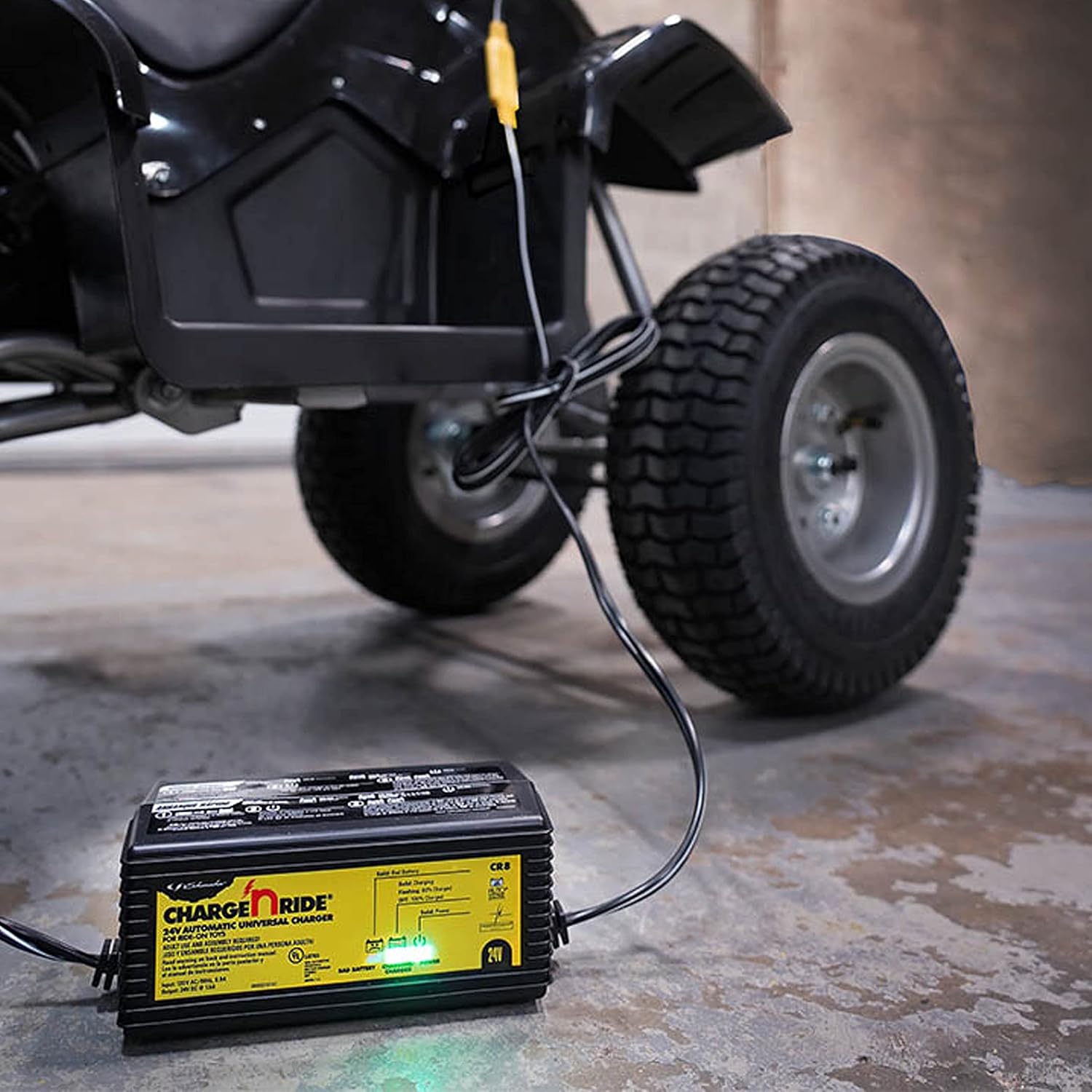Schumache Electri 2 Vol Universa Batter Charge fo Rid o Toy Charg ' Rid CR8-1. Amp Full Automati Compatibl wit Dynacraf an Razor