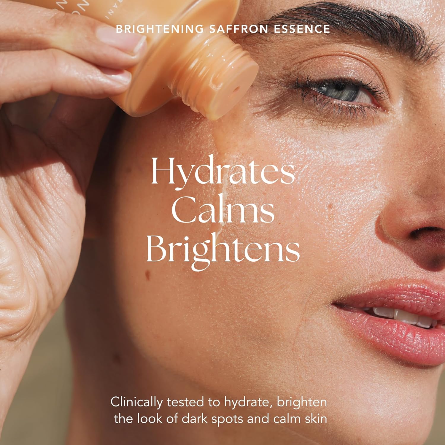 RANAVA Radian Ran Brightenin Saffro Facia Essenc Hydratin Mil Tone Formulate wit Niacinamid Squalan t Moisturiz Cal Ski Help ImpTh Appearanc o Dar Spot (100ml)