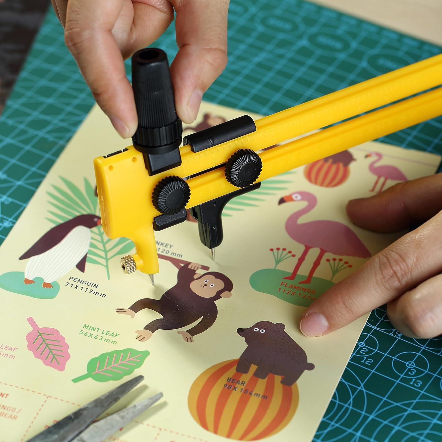 Compas Circl Cutter 6.25In fo Pape Craft an Fabric Circula Compas Tool