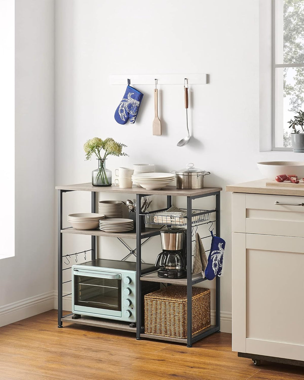 ALINRU Kitchen Baker¡¯s Rack, Coffee Bar, Microwave Oven Stand, with Steel Frame, Wire Basket, 6 Hooks, for Mini Oven, Spices Utensils, Industrial, Heather Greige and Ink Black UKKS090B02