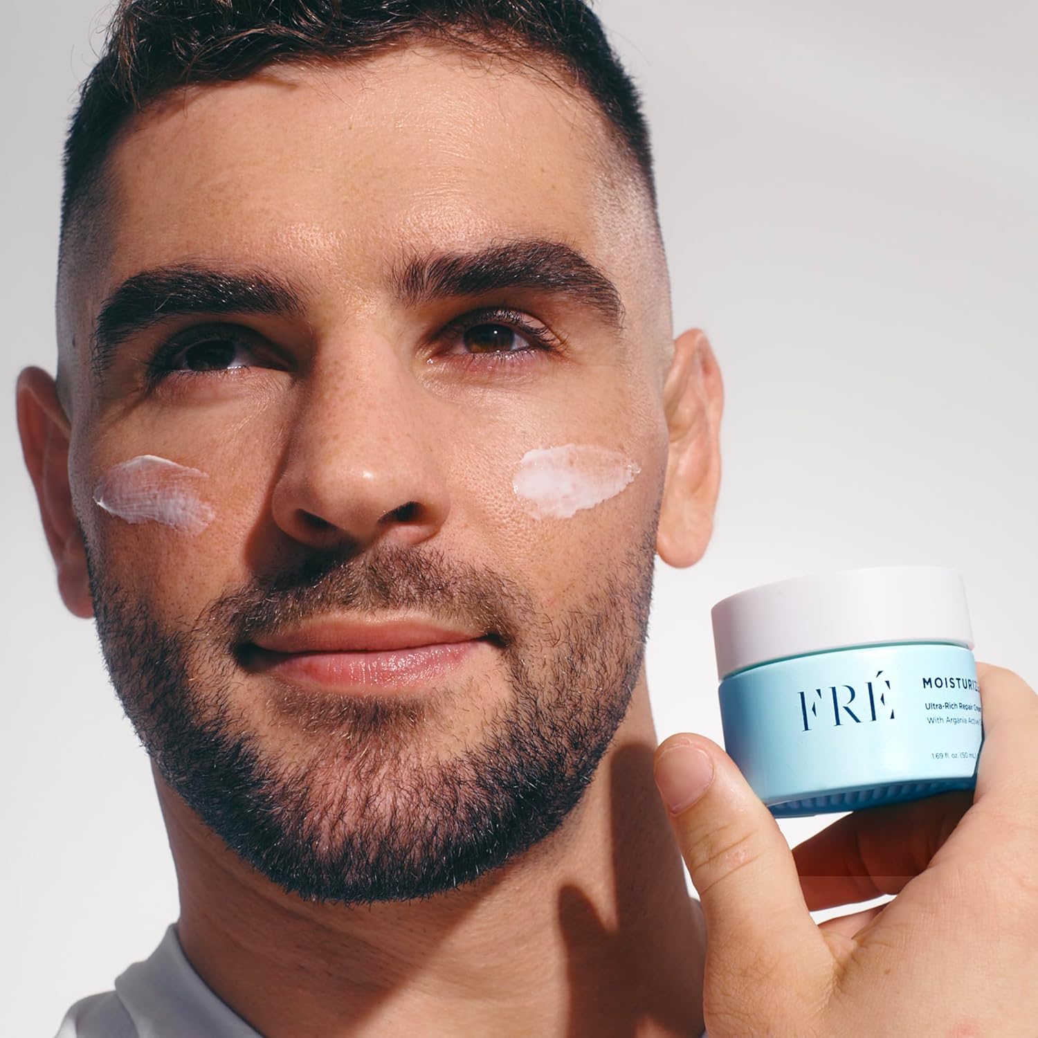 FR Ultra-Ric Repai Facia Crea Butter ric crea fo intens hydratio soothing Absorb instantly n greas finish Formulate wit prebiotics