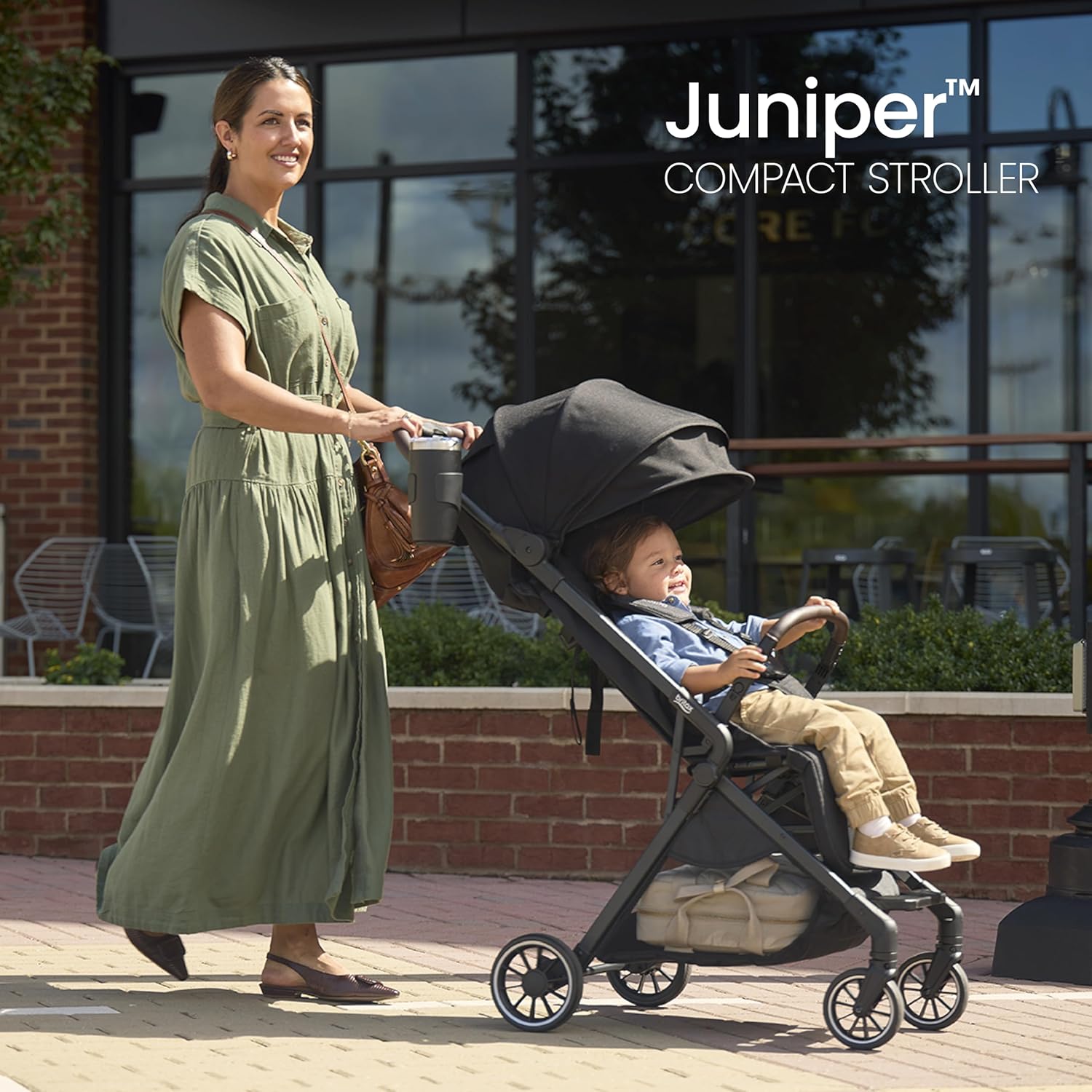Brita Junipe Compac On-The-G Stroller Effortles Fastpac Syste wit One-Han RapidFold Portabl Lightweigh fo Travel Built-i Carr Handle Ventilatin Fabrics Rave Black