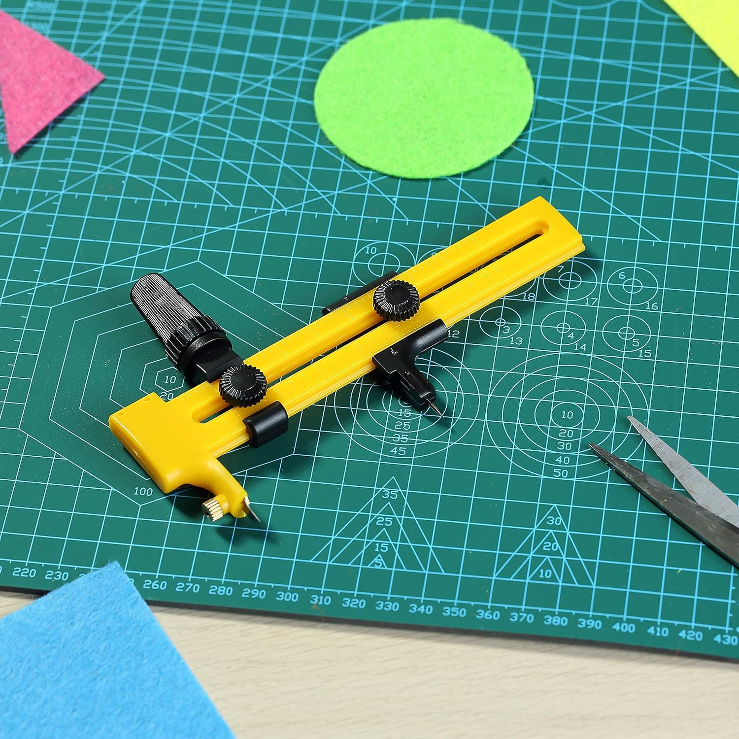Compas Circl Cutter 6.25In fo Pape Craft an Fabric Circula Compas Tool