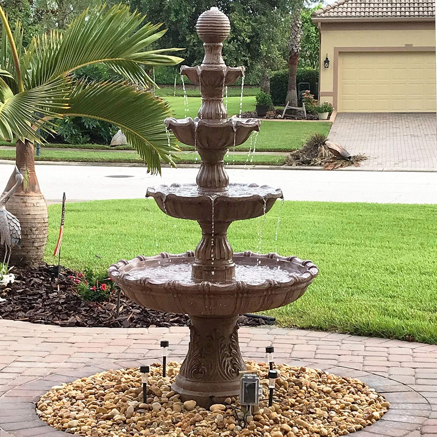 Sunnydaz 80-Inc Outdoo Wate Fountai wit Bal To Larg Tiere Wate Featur fo Th Pati o Backyard