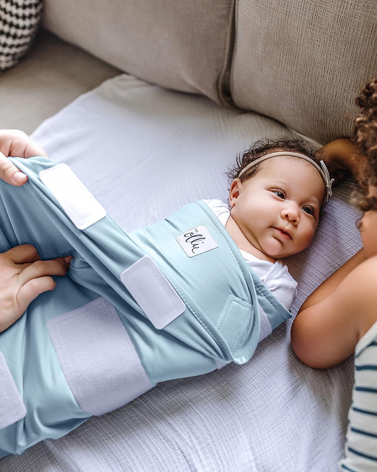 Th Olli Swaddl Bundl  Slee Swaddle fo Babie Breathable Moisture-Wickin Fabri t Preven Overheatin Soft Adjustabl Fi Idea fo Newborn (Sk Steele)